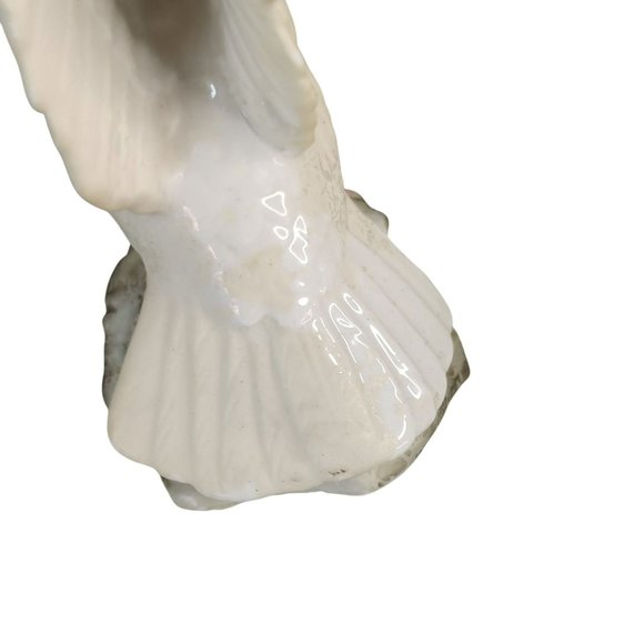 Vintage Porcelain Dove Figurines Pair Hand-Painted Decorative Birds Numbered - Picture 8 of 9